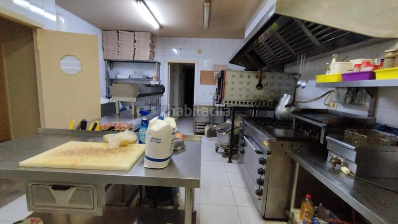 Foto da7f4077-446c-4440-9b88-cc87c8f87bf2. Local comercial en calle flores de lemis 18 ¡tu negocio ! en Salobreña