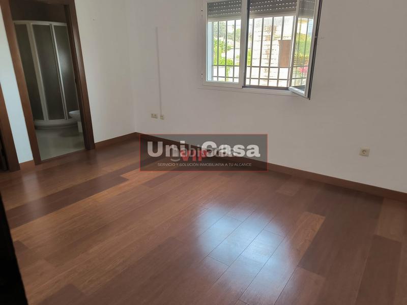 Foto 217ea012-25ed-450f-8456-3bfbdd174631. Rent towny house in carretera granada badajoz 1 in Córdoba