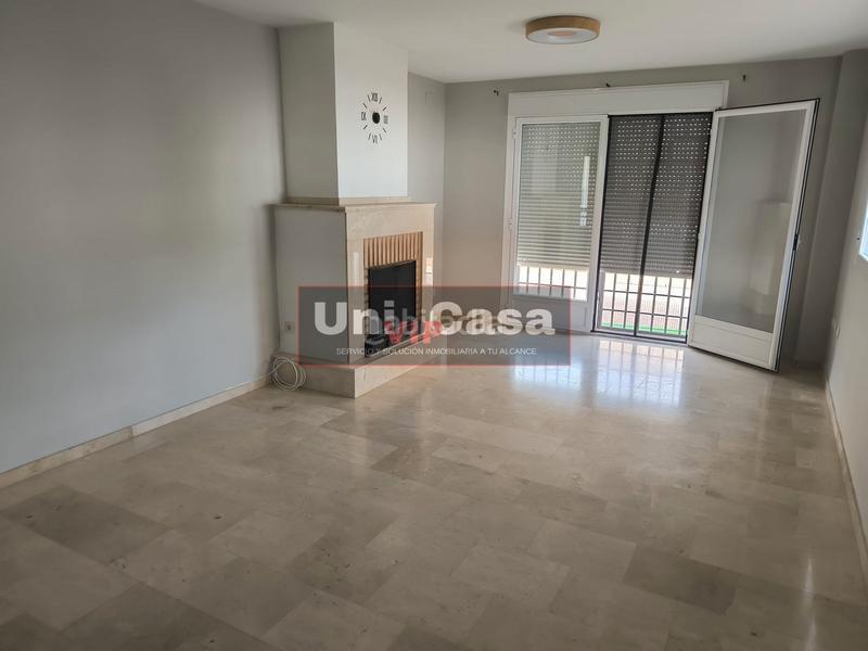Foto 3c5cb49f-0798-409e-b2cd-9c8ffbf363cb. Rent towny house in carretera granada badajoz 1 in Córdoba