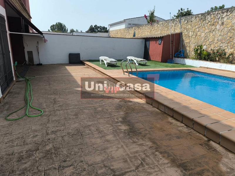 Foto 618cd57a-ab3f-407f-9139-1058d1885ec4. Rent towny house in carretera granada badajoz 1 in Córdoba