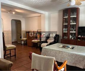 Etagenwohnung in Fátima - Levante