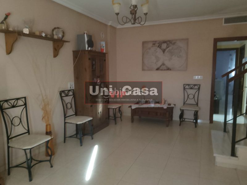 Foto 5038a10b-1488-4a9a-b809-f60a625a4148. Casa adosada en Almodóvar del Río