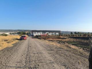 Gewerbliches Grundstück in Calle córdoba 14. Se vende parcela de 12.100 metros, en poligono 3 cebrian parcela