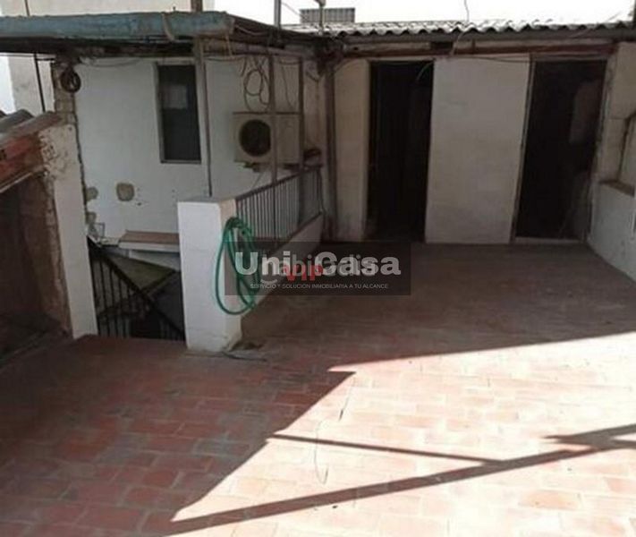 Foto 11bcd862-ee27-4434-9427-85c850d6c8d2. Casa adossada amb aparcament a Santa Rosa - Valdeolleros Córdoba