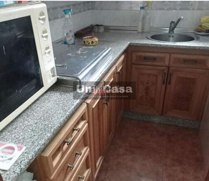 Foto 5fee0790-972f-4a4d-838e-571992bdf672. Casa adossada amb aparcament a Santa Rosa - Valdeolleros Córdoba