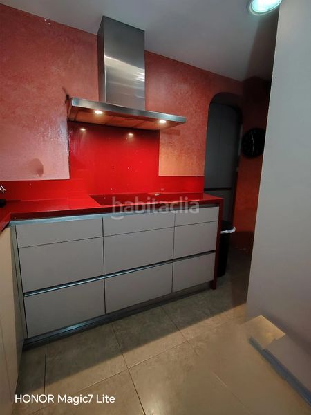 Foto c1c4f4c5-cc1d-41f0-8d1c-3a47c21582a2. Pis a Puerta Blanca Málaga