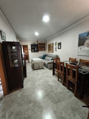 Casa  Avenida juan de mairena. Estupenda casa en mairena del alcor