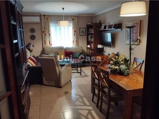 Etagenwohnung in Santa Rosa - Valdeolleros
