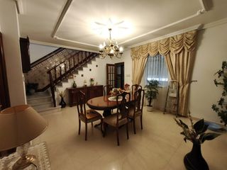 Maison à Palmete. ¡oportunidad para familias y rentabilidad !