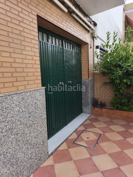 Foto d9977bbd-6ce1-4091-88b5-64c0e423966f. Casa amb aparcament a Palmete Sevilla