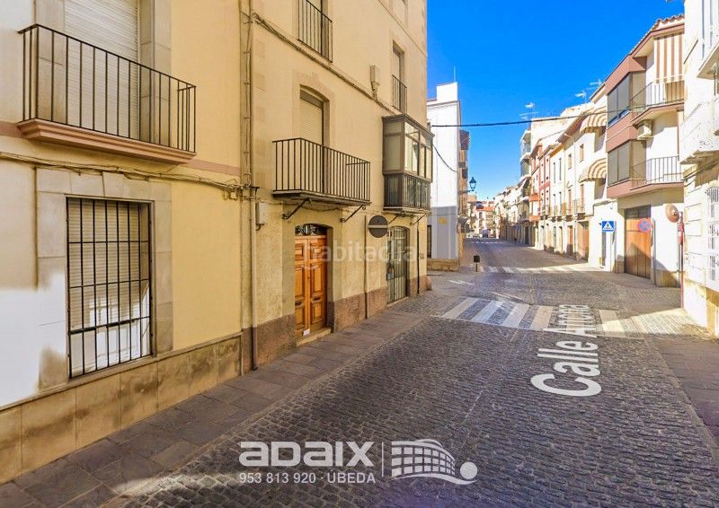 Foto 9d998279-6b9d-4e4a-8671-5c311a25277d. Casa a calle chirinos a Úbeda