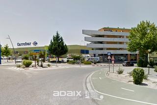 Local Comercial a Calle cronista juan de la torre 11t. Local en venta en hospital  carrefour ãbeda, jaãn