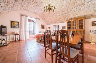 Casa a Calle trinidad 16. Casa en venta en  úbeda, jaén