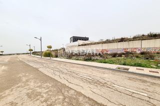 Terreno residenziale in Calle maría zambrano. Terreno urbano en venta en  úbeda, jaén