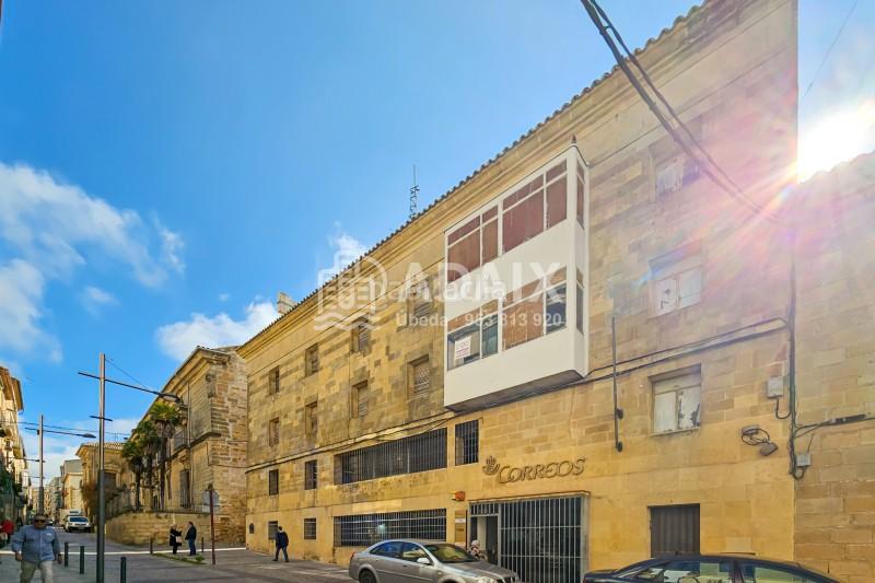 Foto 089c93b8-624c-42cf-90b5-a8668d8831e6. Edifici a calle trinidad 4 a Úbeda