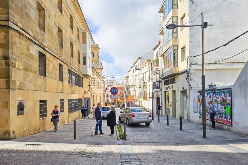 Foto 0f985cfb-74ea-43b2-814c-5f01c7aeb13e. Edifici a calle trinidad 4 a Úbeda