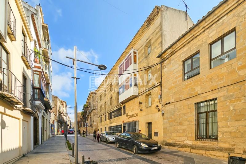Foto 56d577d0-ed29-4827-b9a0-a93d4cc0d0ec. Edifici a calle trinidad 4 a Úbeda