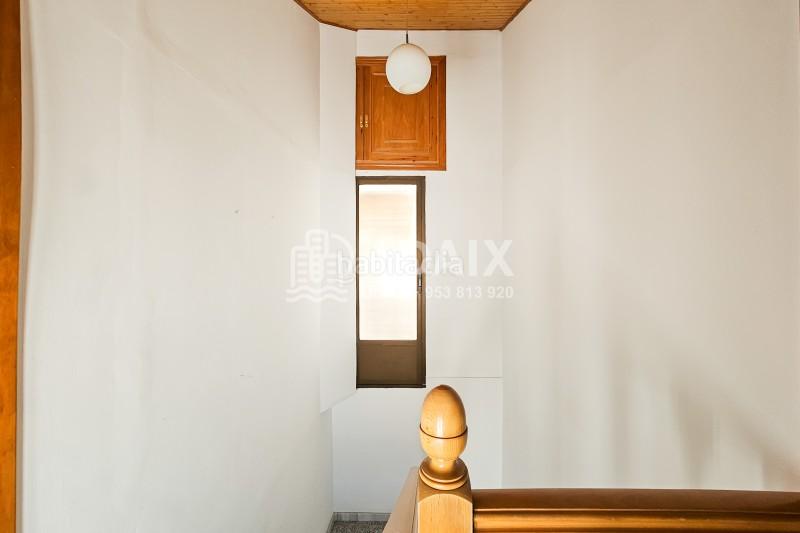 Foto a89ec803-a01f-43d2-9977-2d8e3cf4f59a. Maison dans plaza santa clara dans Úbeda