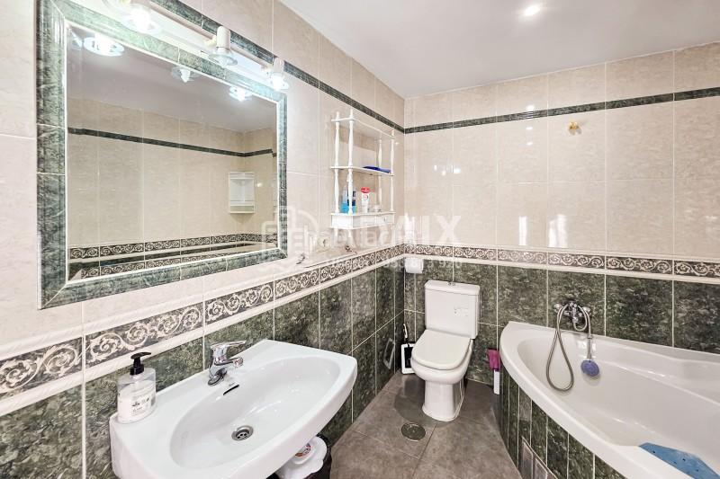 Foto cdb061c2-d4b1-467d-99bd-3ff3b1709166. Maison dans plaza santa clara dans Úbeda