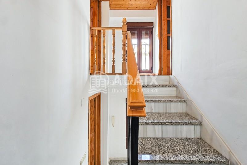 Foto eb5ff87b-016c-4e53-bec2-491713bfbdbe. Maison dans plaza santa clara dans Úbeda