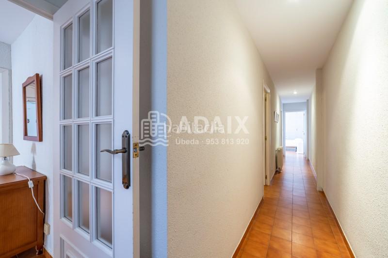 Foto 829920d0-a432-418e-bc4b-e85410b2ab3a. Piso en calle obispo cobos s/n piso en venta en , jaén en Úbeda