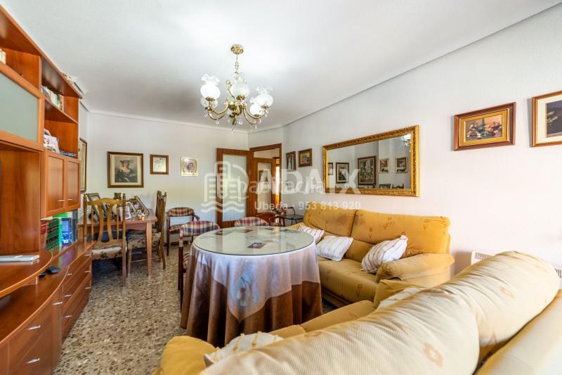 Foto 0de27ee8-e580-40bc-8850-8bf97bfc03e9. Pis a calle virgen de guadalupe s/n a Úbeda