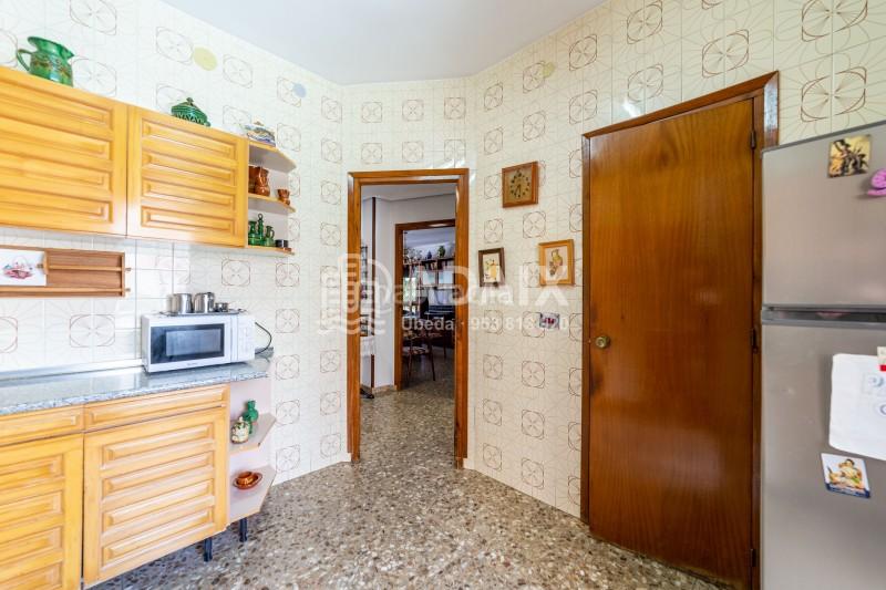 Foto 2ed3f59d-f318-45e9-83ae-7583c4e648c5. Pis a calle virgen de guadalupe s/n a Úbeda