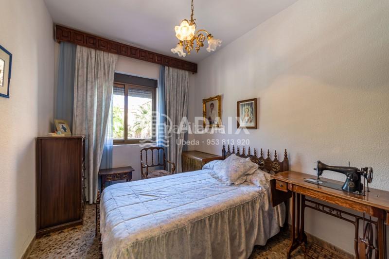 Foto 80a75a32-3b2f-455e-86f7-4dd706569dc1. Pis a calle virgen de guadalupe s/n a Úbeda