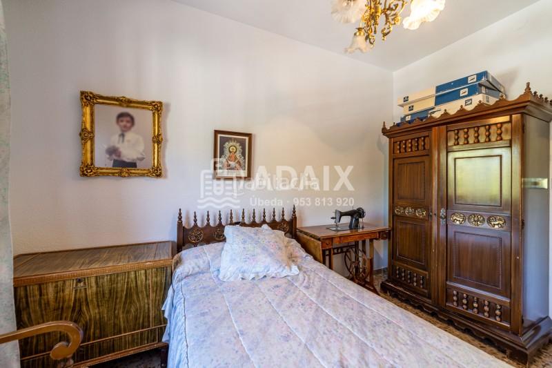 Foto 85c84052-a89f-4e7a-967b-6f9f25eec836. Pis a calle virgen de guadalupe s/n a Úbeda