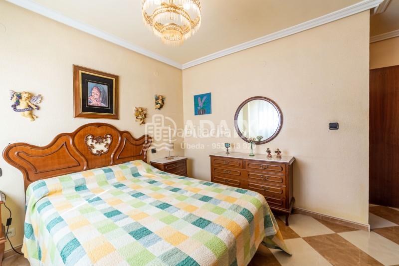 Foto 3886a8ab-cc09-488c-a0d3-327e0d9abd0c. Dúplex en avenida libertad s/n dúplex en venta en , jaén en Úbeda