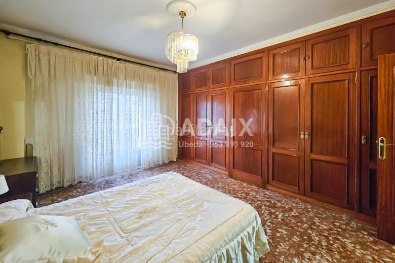 Foto 29b646c7-5b8b-4208-b57e-711616c64905. Piso en calle esparteros s/n piso en venta en canteras av. libertad , jaén en Úbeda