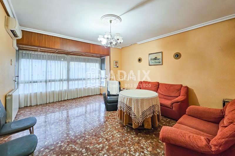 Foto 2e8ec8bf-692a-4f63-80c0-35fb1a0e5c02. Piso en calle esparteros s/n piso en venta en canteras av. libertad , jaén en Úbeda