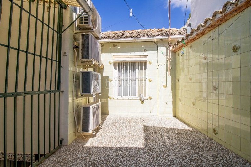 Foto 8a8939e5-e521-4052-8a5f-6ebbaf8a7891. Casa a plaza santa clara s/n a Úbeda