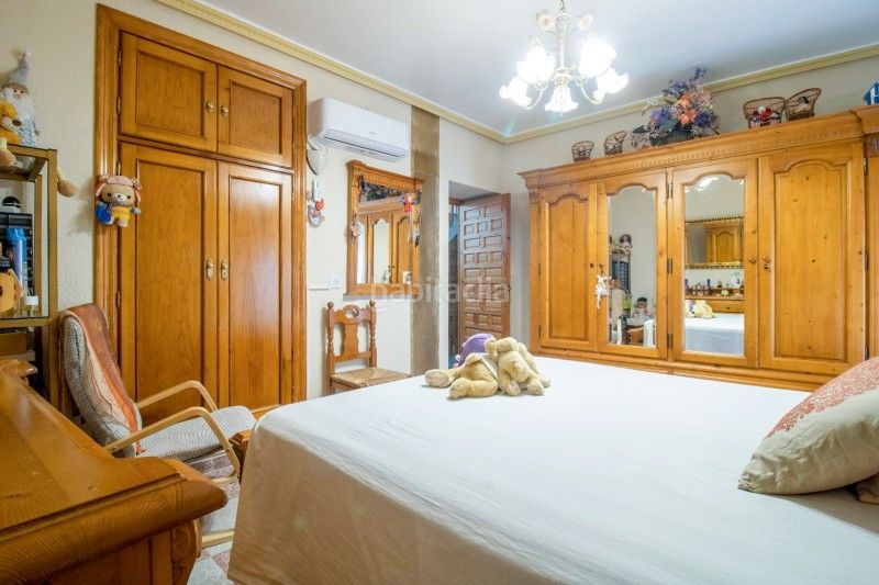 Foto f067e7e5-5468-4670-8f01-a8ee416fcd5b. Casa a plaza santa clara s/n a Úbeda