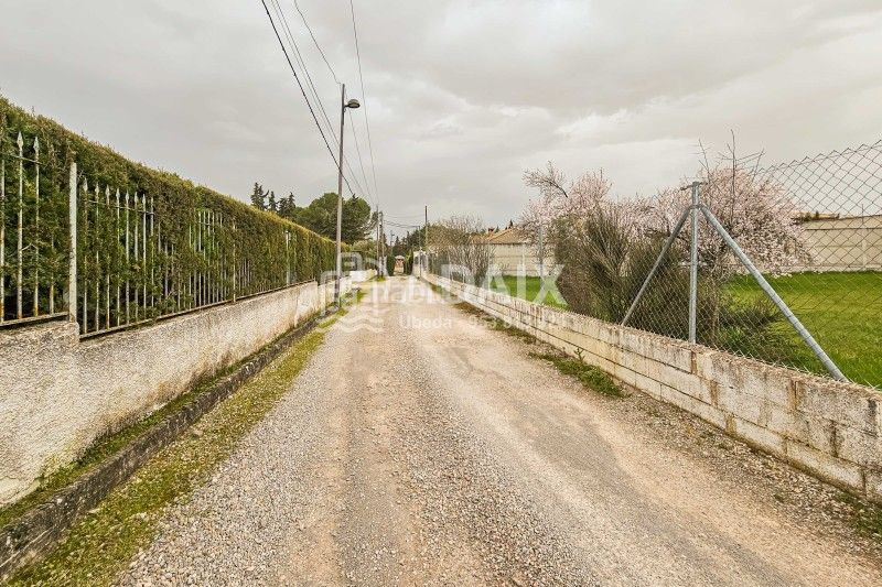 Foto 0e0b05d4-c65a-4acf-8fa2-457b4dfb6a89. Wohngrundstück in calle san bartolomé u s/n in Úbeda