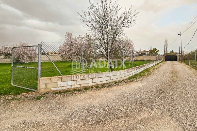 Foto b34f7aa6-571d-41a8-b647-5438ae2b6433. Wohngrundstück in calle san bartolomé u s/n in Úbeda