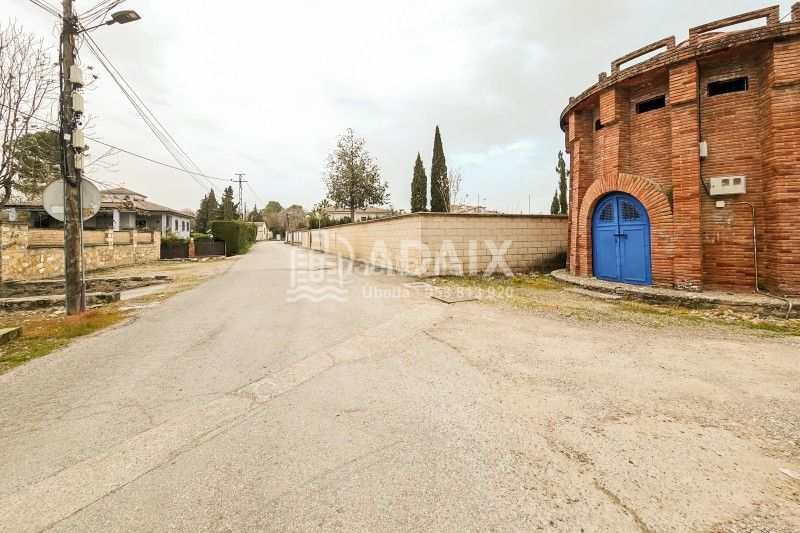 Foto bf7d970b-1c7b-4657-9320-a5d9eba2dcc5. Wohngrundstück in calle san bartolomé u s/n in Úbeda