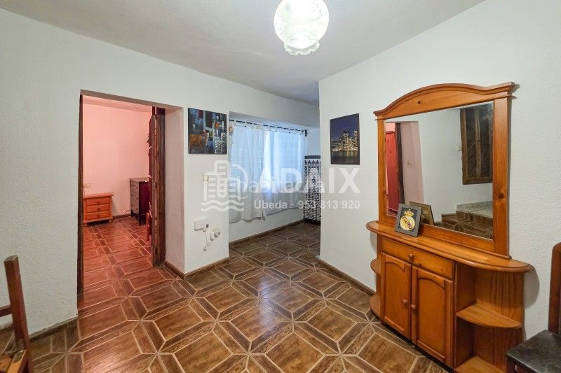 Foto 563c3491-eff1-4905-bd0f-a3a4f71012d8. Casa a calle san nicolás s/n a Úbeda