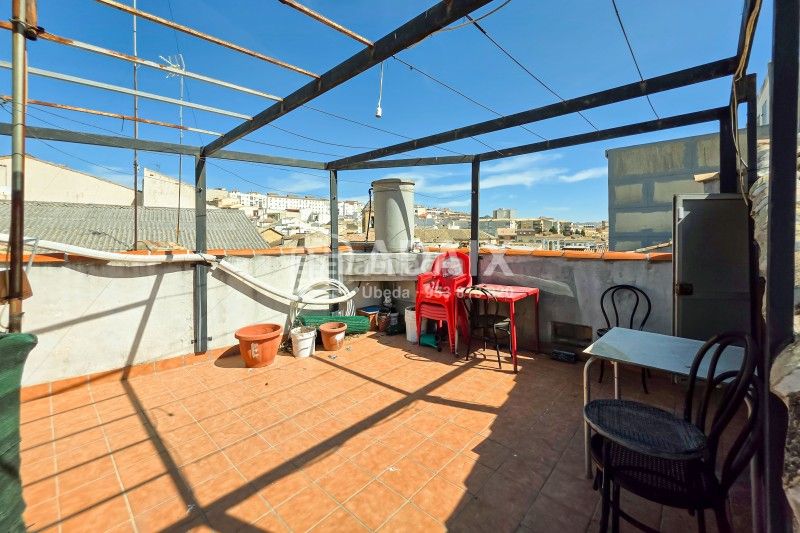 Foto 780b2ba5-7f55-47e4-b00d-e05ba6d21c07. Casa a calle san nicolás s/n a Úbeda