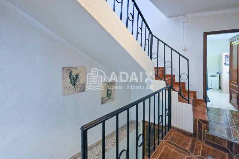 Foto 98f782a8-5360-442a-801f-15b6412195a6. Casa a calle san nicolás s/n a Úbeda