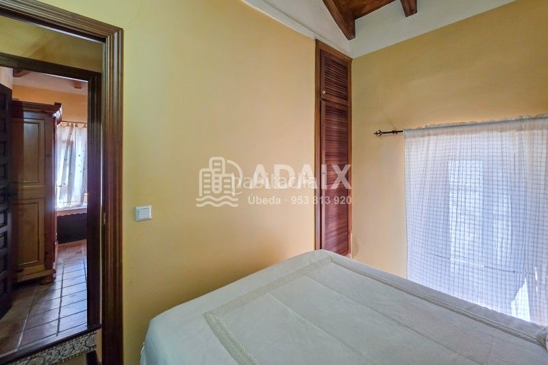 Foto 1946256b-cddb-457a-85c5-33d151b4871c. Casa a calle cava s/n a Úbeda