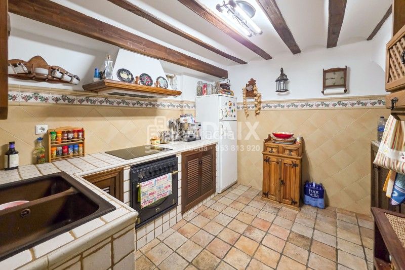 Foto 6eeee9a8-6d1a-4338-a0ce-425279741b8a. Casa a calle cava s/n a Úbeda