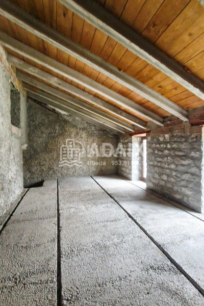 Foto 49037fdf-5227-46c5-b8df-0f330f395476. Casa a calle san jose a Sabiote