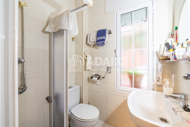 Foto ebcfdd55-8c7b-4049-b742-64a5eafffcce. Casa a calle atalaya s/n a Úbeda
