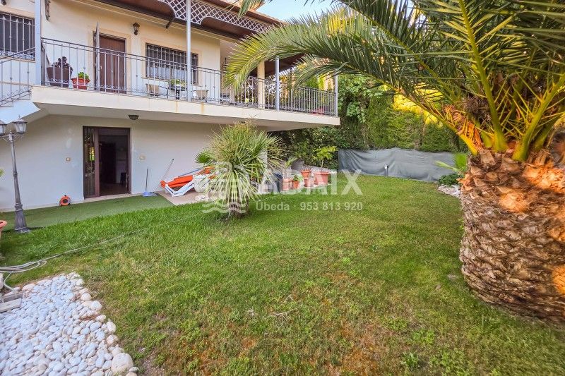 Foto 40415e94-6b43-4657-a225-12e5f87205f9. Casa a carretera vieja de rus s/n a Baeza