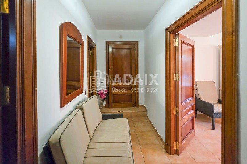 Foto 443e3d6f-398f-497d-863b-a11207266ba3. Casa a carretera vieja de rus s/n a Baeza