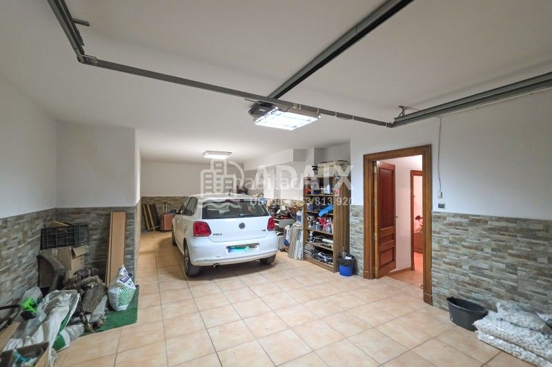 Foto 4d02d73e-ddae-447f-b024-56bf08bb70dc. Casa a carretera vieja de rus s/n a Baeza
