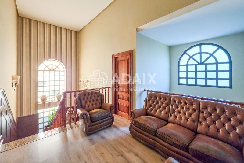 Foto c54f94f0-7e59-4c56-8f8b-a03245918c1a. Casa amb calefacció aparcament piscina a Úbeda