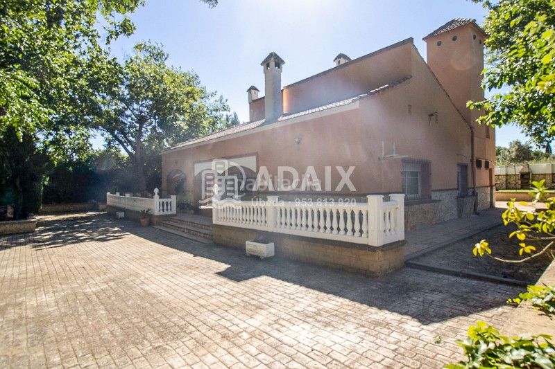 Foto 35ca3942-35a5-43ac-9277-f66734584d1d. Masia a n/a a Baeza