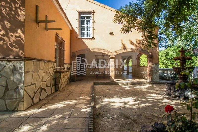 Foto 4c1cb45f-ae00-467a-91f2-6c6c6231c4f9. Masia a n/a a Baeza